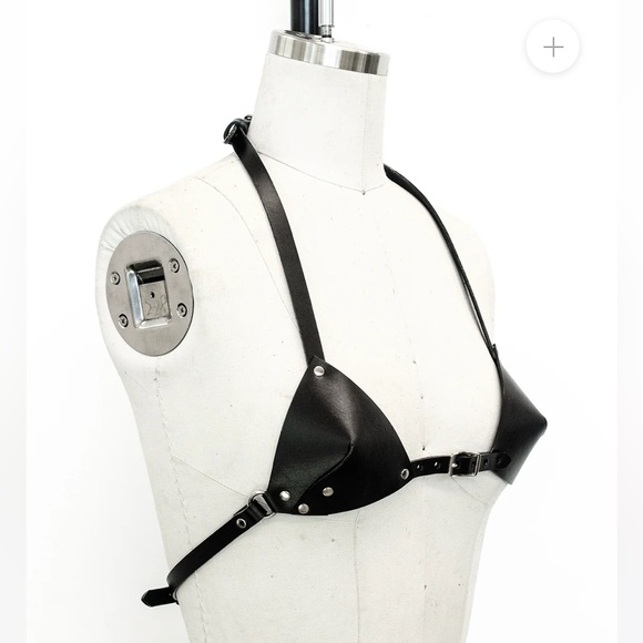 Zana Bayne Petite Triangle Bra - Picture 4 of 8